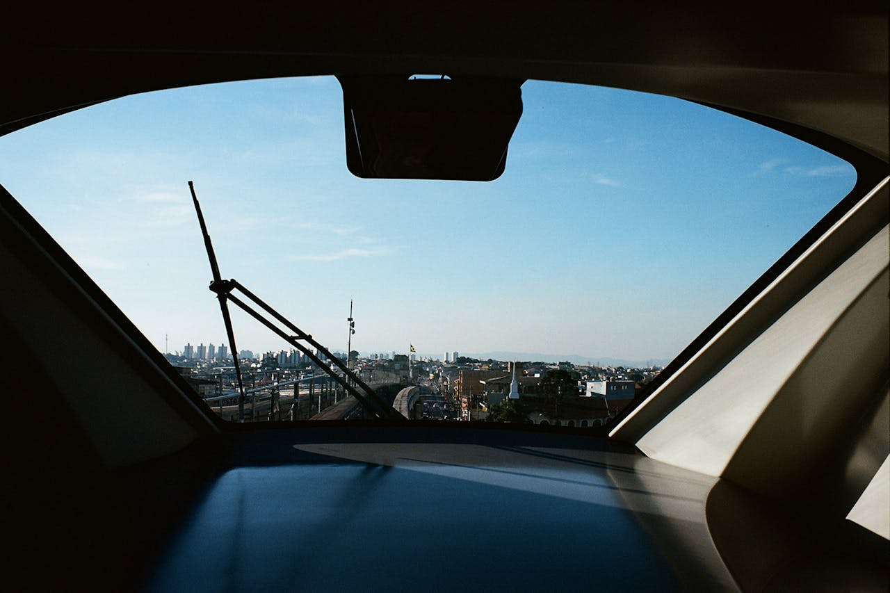 Découvrez l'histoire des essuie-glaces