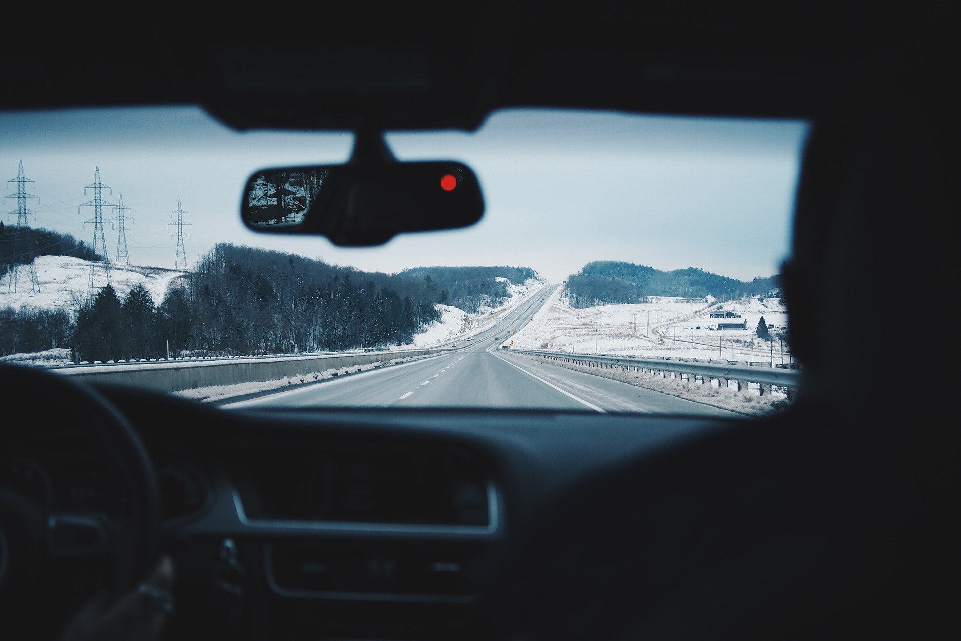 Gel, neige : astuces et conseils pour rouler en toute sérénité