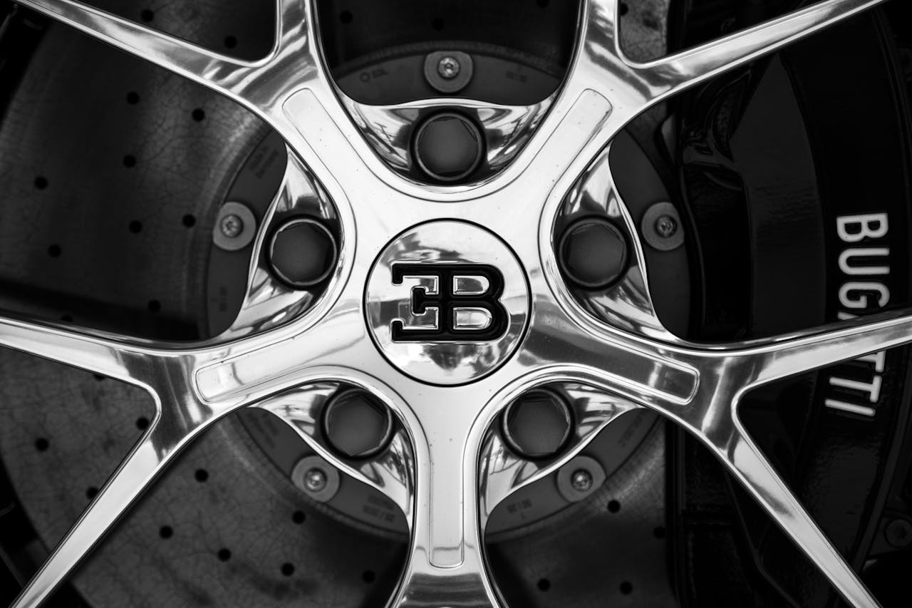 Bugatti retrouve son rang avec la Veyron