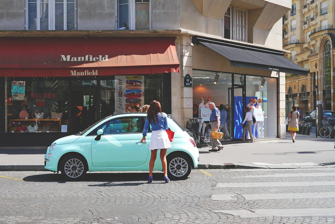 acheter sa premeire voiture : calculer le cout global