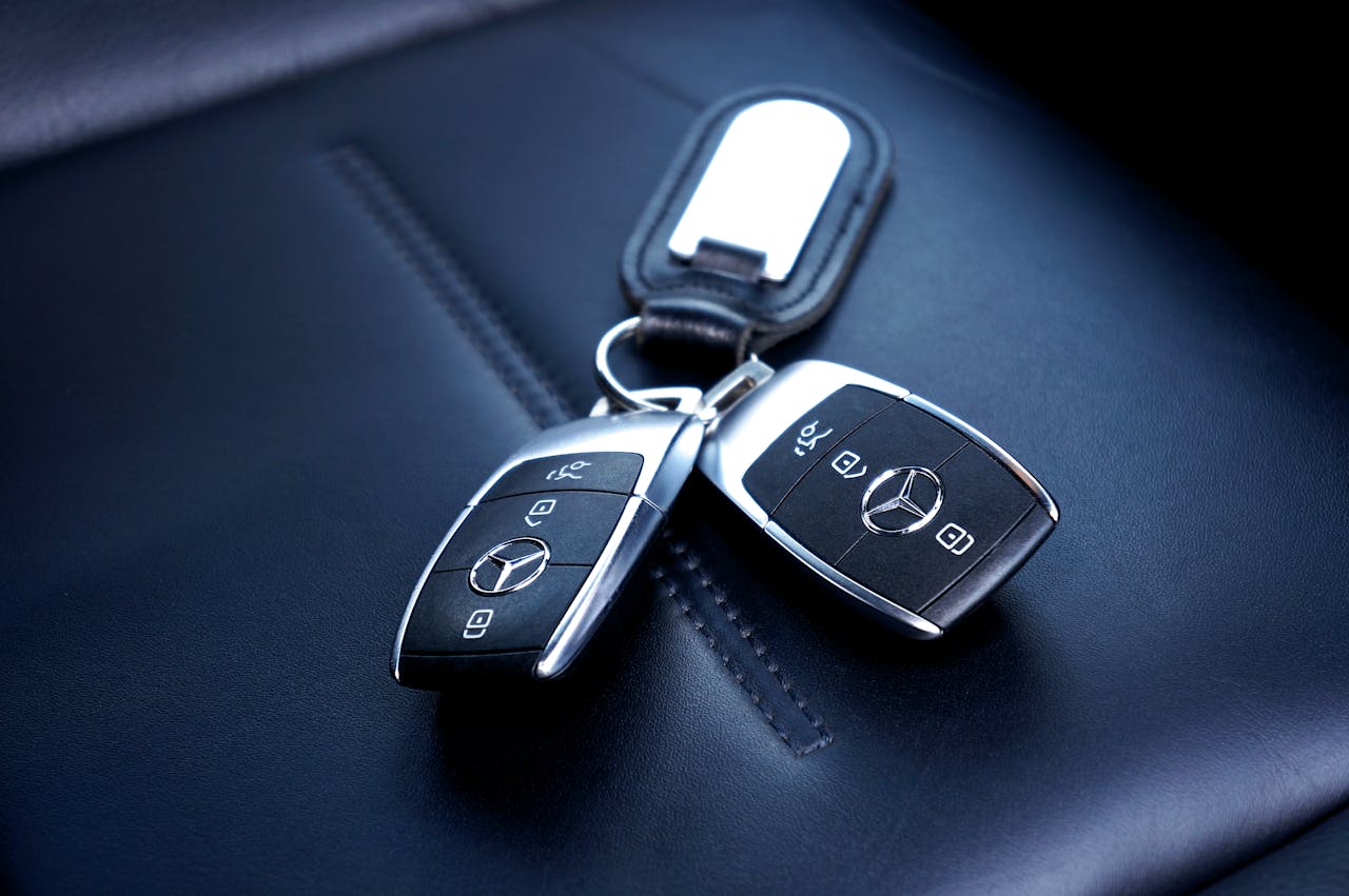 comment expliuer l'augmentaion du prix des voitures neuves ? 